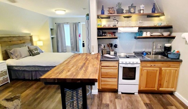 Cabin 14: Cute Rustic A-Frame Cozy Getaway w/Kitchen