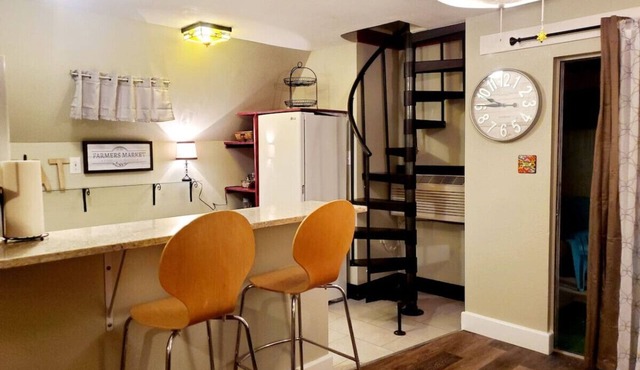 Cabin 17: Cozy 2-Story Retreat w/Spiral Staircase Kitchen Sleeps 4