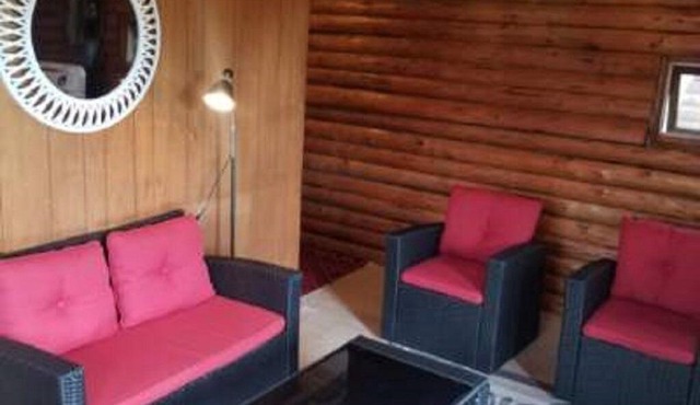 Cabin #5 - Rustic Cabin at Delaronde Resort