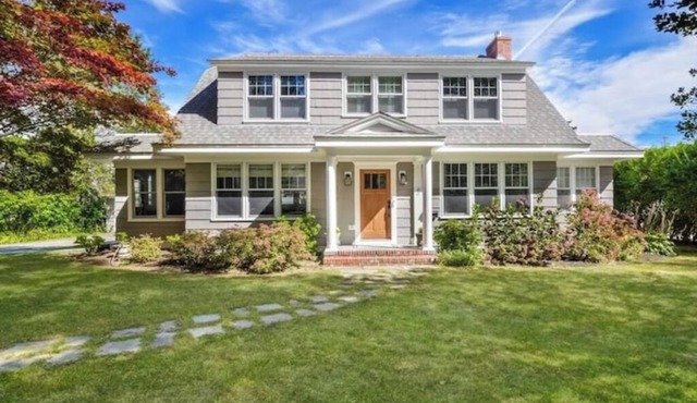 Cape Cod Coastal Escape