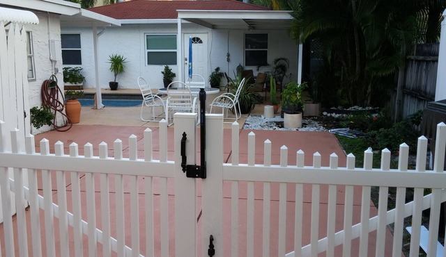 Charming 1-bedroom cottage in marvelous West Palm Beach