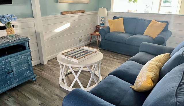 Charming beach cottage just steps from the ocean