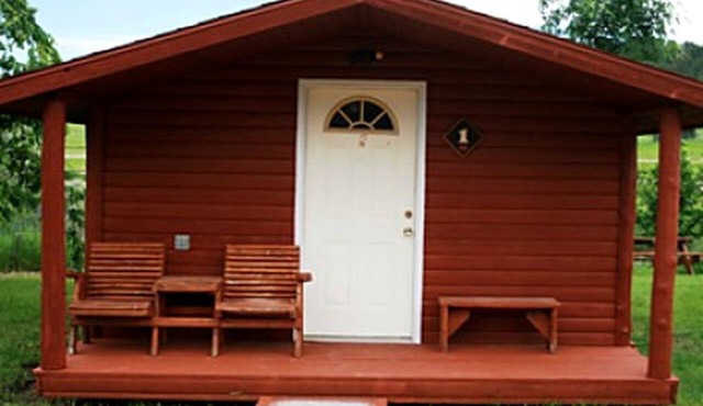 Charming Dry Cabin with Family-Friendly Amenities Near Black Hills in Sturgis, South Dakota