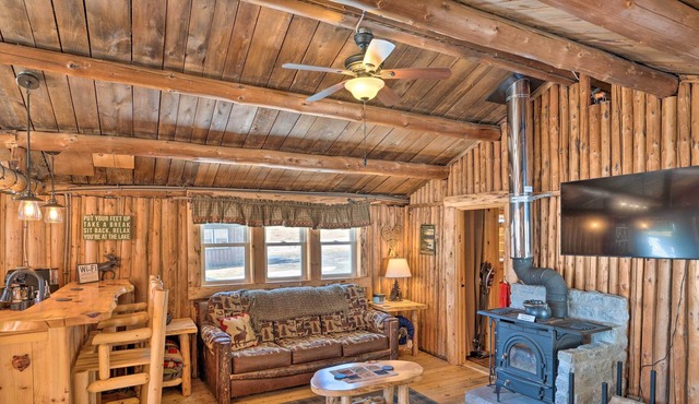 Charming Lakeside Cabin w/ Deck and Shared Dock!
