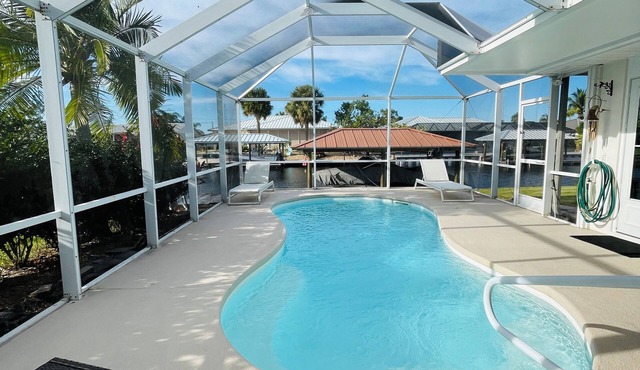 Charming Pool Home w/canal access to Lake June! Inquire to Host for Discounts!