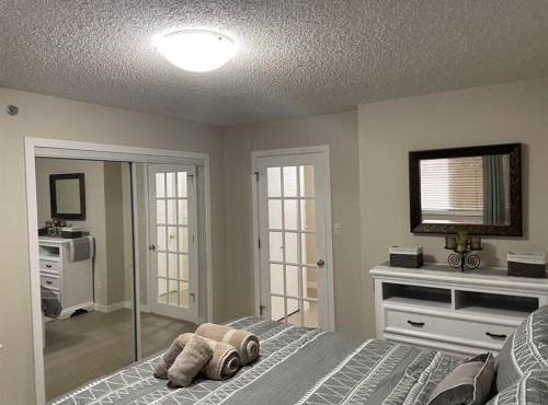 Chris Cozy Condo CW #107 Edmonton