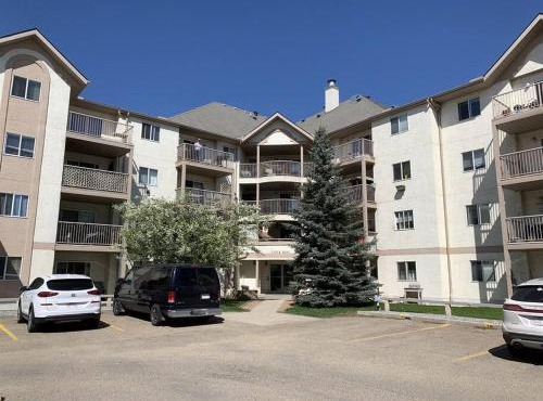 Chris Cozy Condo CW #205 Edmonton