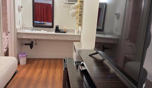 Coastline Motel Kamloops