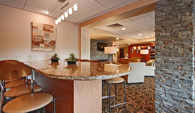 Comfort Inn & Suites Copley Akron