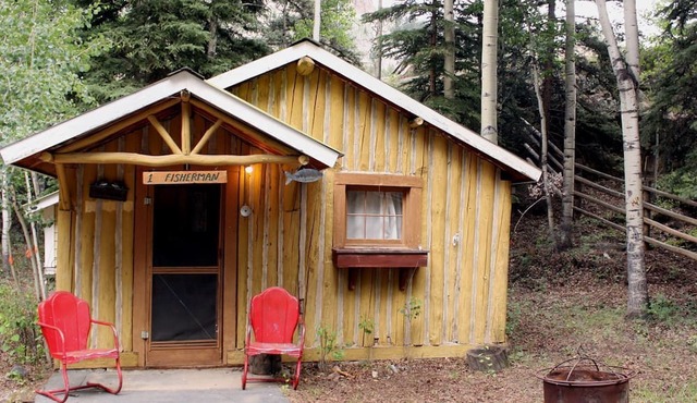 Comfortable Two-Bedroom Log Cabin Rental near Powderhorn, Colorado