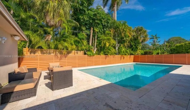 Corner Château w/Outdoor Oasis, Pool, & Billiards