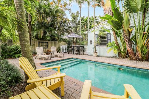 Cottage 3 on Penn - Pool