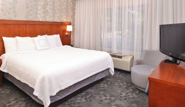 Courtyard by Marriott Pittsburgh Monroeville