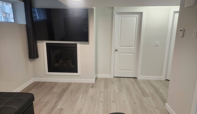 Cozy Basement Suite