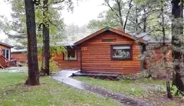 Cozy cabin on the river #6024