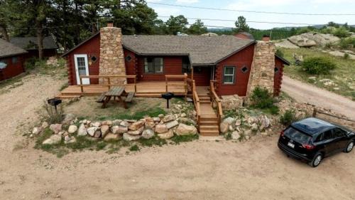 Cozy Glamping Cabin in Red Feather Lakes, Perfect for an Escape to the Rocky Mountains