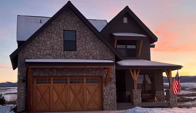 Cozy Granby Ski-Golf Retreat in Grand Elk - Winter Park - Private Hot Tub!