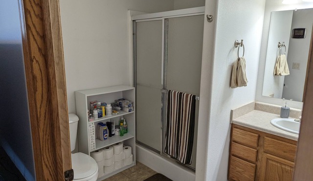 Cozy home with easy access to Sturgis/Deadwood/Rapid City!