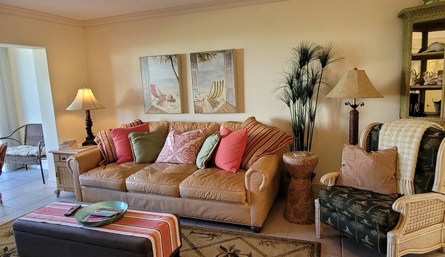 CP 614 Golf Course View Condo - Paradise Vacation Rental in Ocean Village