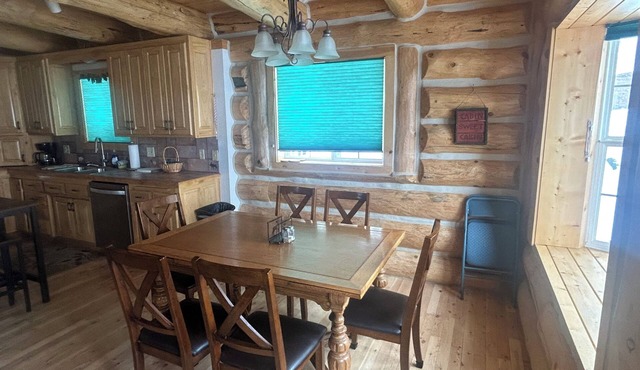 Cracked Noggin Lodge