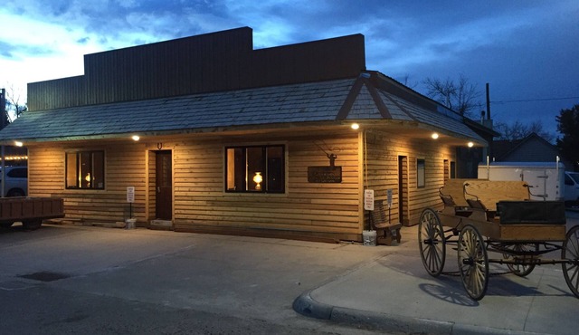 Creekside Downtown ADULTS ONLY Group Stay, CITY, STATE APPROVED