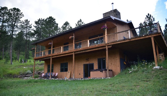 Custer Area Retreat on 40 Acres: Hot Tub, Fire Pit, Trails & Views