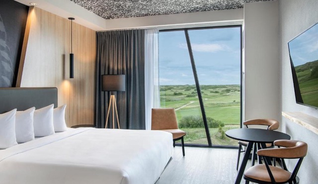 Dakota Dunes Resort