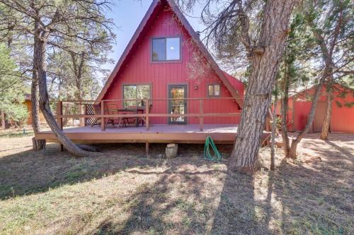 Decks + Fire Pit: Rustic-Modern Overgaard Cabin! in Overgaard