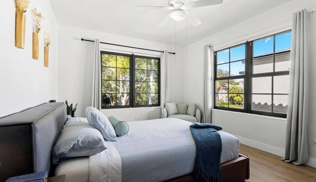 Design District 2BR Home, Near Miami Beach