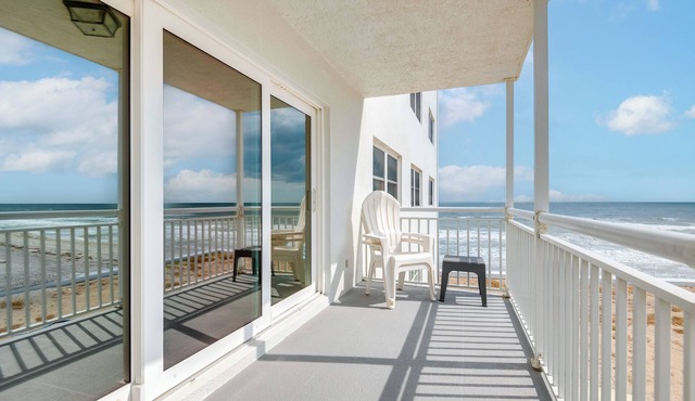 Direct Beach Access & View: Satellite Beach Condo!