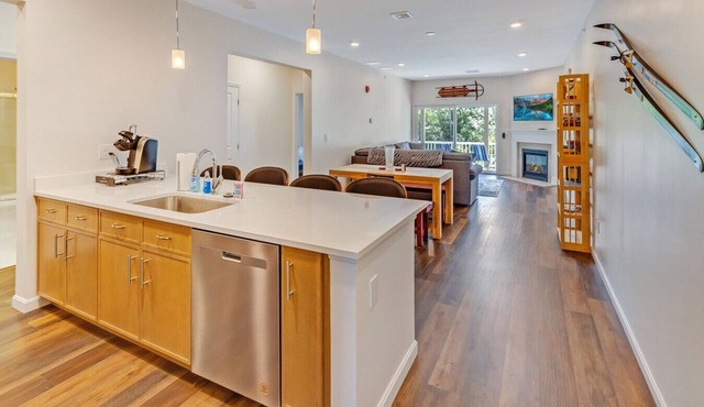 Dog Friendly-Amenities-Shuttle!