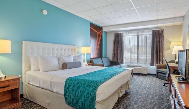 Elevation Inn & Suites, Trademark Collection by Wyndham Downtown Rapid City- Walking Distance To The Monument