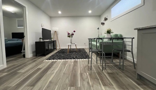 Exquisite Guest Suite in Regina
