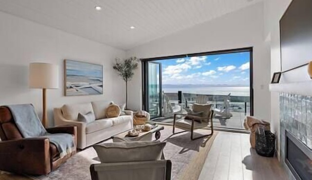 Family Beachside Bliss | Sleeps Many | Oceanside!