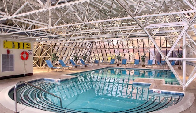 Family Getaway Near Downtown Portland & Maine Mall w/Indoor Pool l 2 Units