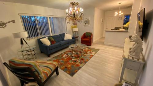 Few steps from the beach -Awesome 1br1ba