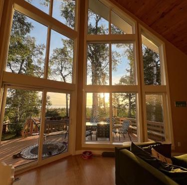 Four season Home on Gull Lake