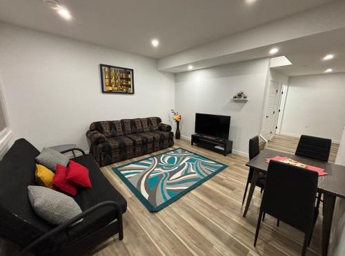Fowler Road Cozy Lower Suite