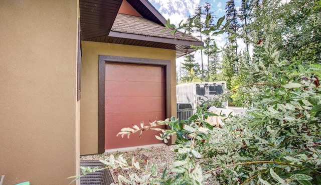 Gorgeous 6 Bed Golf and Beach House