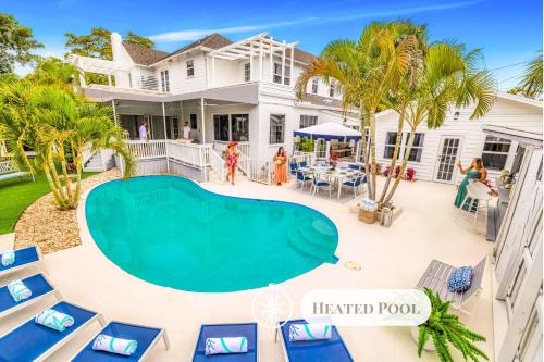 Grand Residence Heated Pool Beach Proximity Emerald Key RESlDENCES