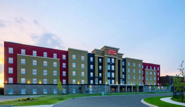 Hampton Inn & Suites Edmonton St. Albert, Ab