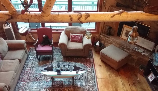 hiking -- swimming-- lodge located on base of adirondack mountain -- near lake