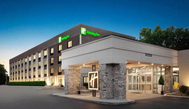 Holiday Inn Cleveland-Mayfield by IHG