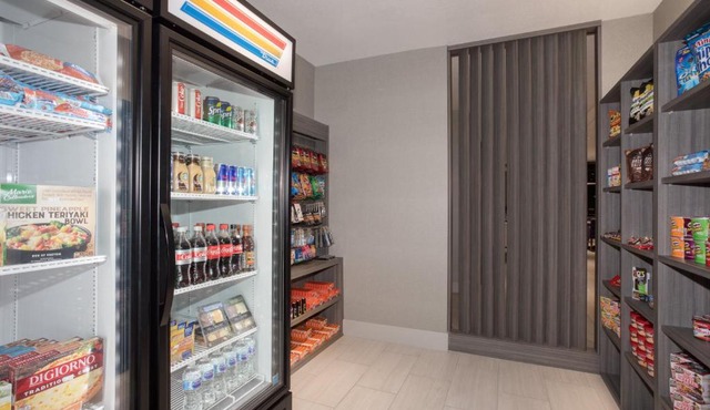 Holiday Inn Express & Suites - Denver NE - Brighton by IHG