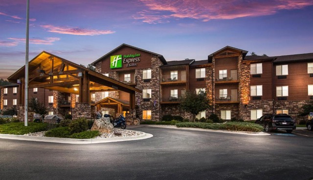 Holiday Inn Express & Suites Custer-Mt Rushmore