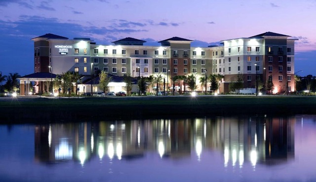 Homewood Suites Port Saint Lucie-Tradition