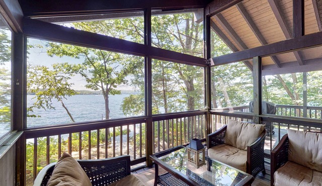 Idyllic remodeled cottage on the shores of Black Cat Island on Winnipesaukee