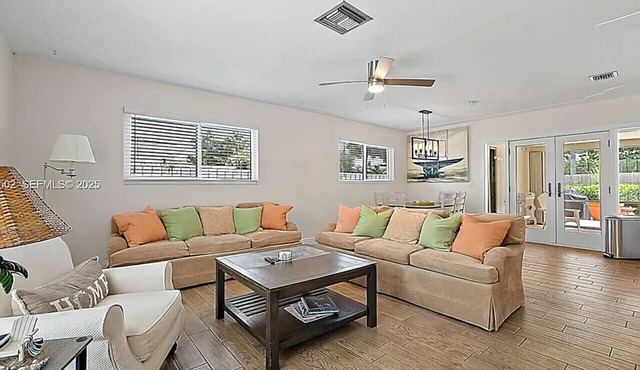 Jupiter Home 7 Mins to Beach Private Pool