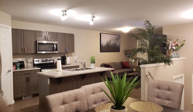 KENSINGTON TROPICANA
