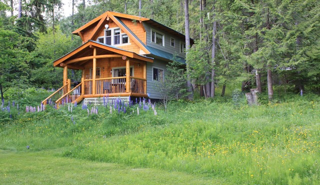 Kootenay Lake Forest Cabin in Crawford Bay, close to public sandy beach.
